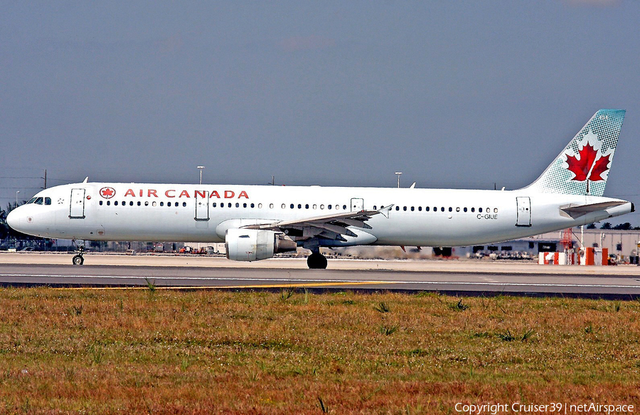 Air Canada Airbus A321-211 (C-GIUE) | Photo 102969