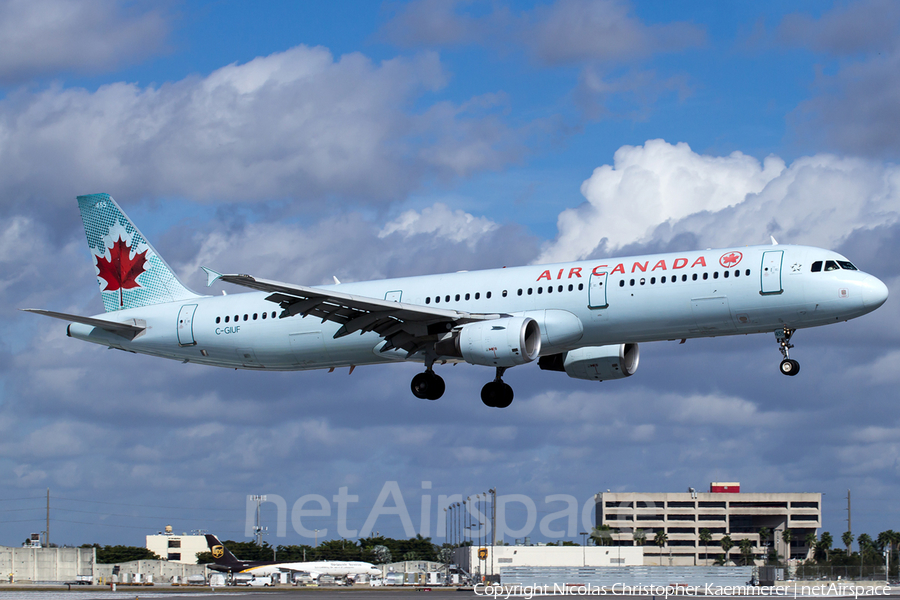 Air Canada Airbus A321-211 (C-GIUF) | Photo 122339