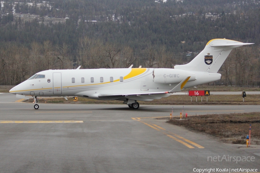 (Private) Bombardier BD-100-1A10 Challenger 350 (C-GIWC) | Photo 661655