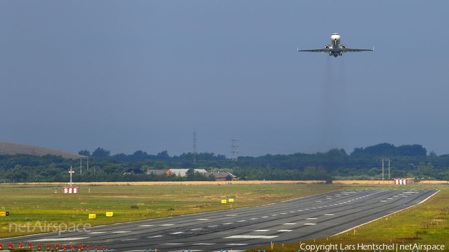 Voyageur Airways Bombardier CRJ-200ER (C-GIXT) | Photo 177953