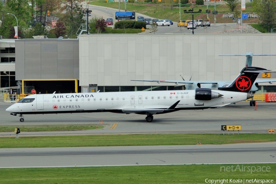 Air Canada Express (Jazz) Bombardier CRJ-900LR (C-GJUZ) | Photo 535795