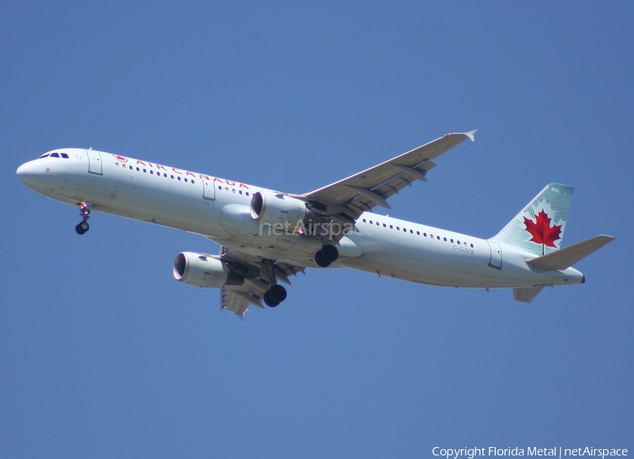 Air Canada Airbus A321-211 (C-GJVX) | Photo 305242