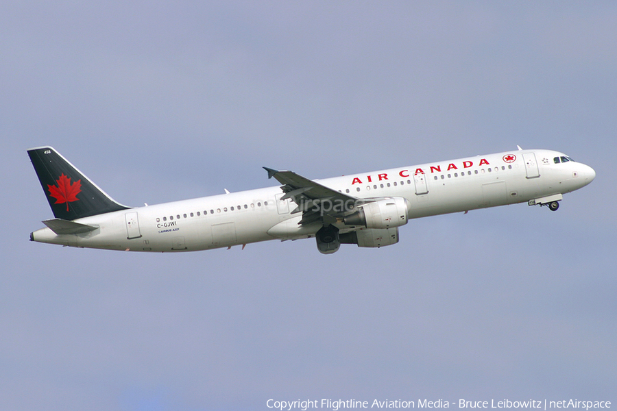 Air Canada Airbus A321-211 (C-GJWI) | Photo 140373