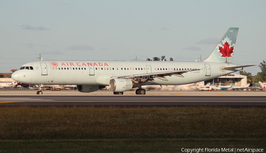 Air Canada Airbus A321-211 (C-GJWO) | Photo 309584