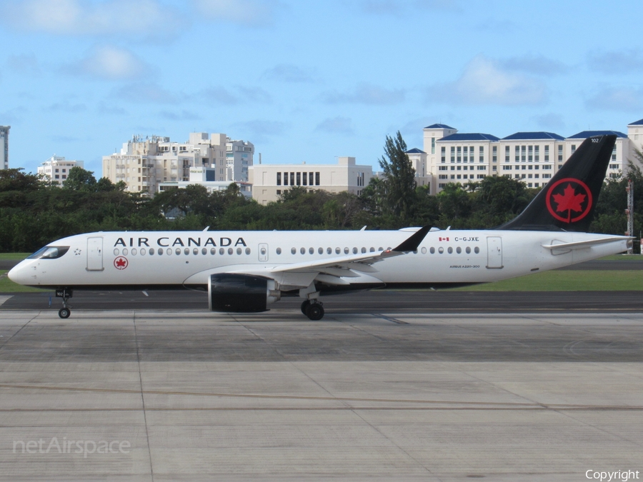 Air Canada Airbus A220-300 (C-GJXE) | Photo 494446
