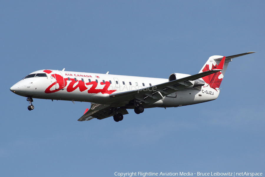 Air Canada Jazz Bombardier CRJ-200ER (C-GJZJ) | Photo 150702