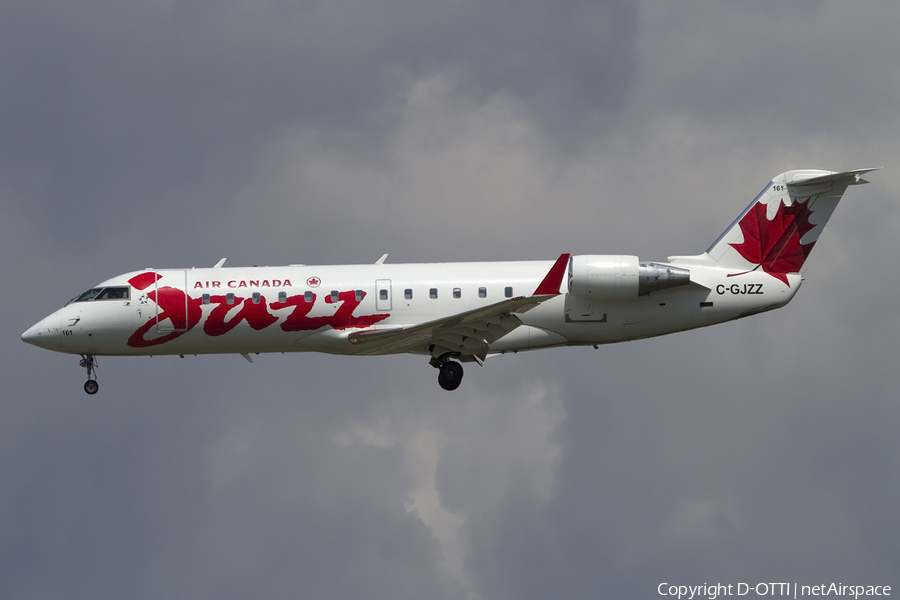 Air Canada Jazz Bombardier CRJ-200ER (C-GJZZ) | Photo 442460