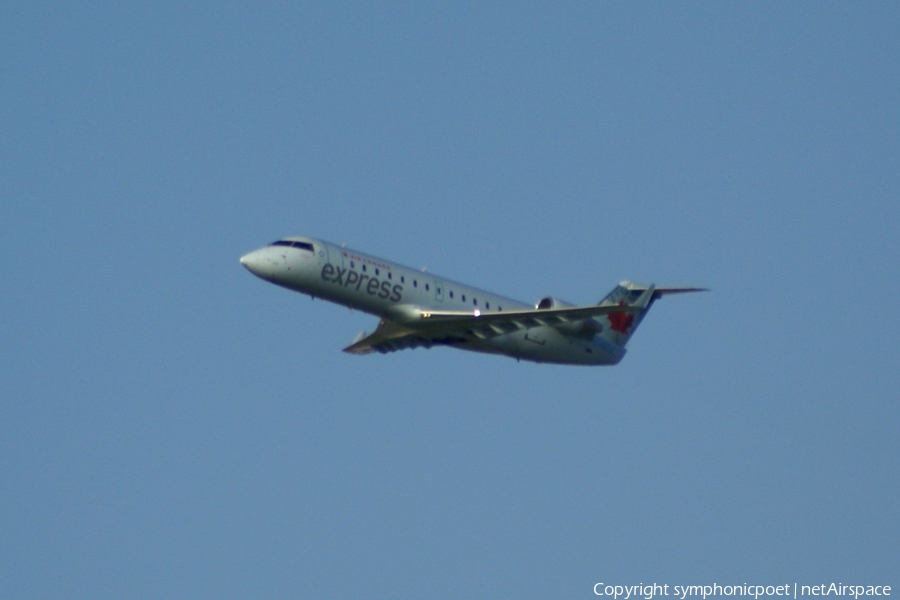 Air Canada Express (Air Georgian) Bombardier CRJ-200LR (C-GKGC) | Photo 328268