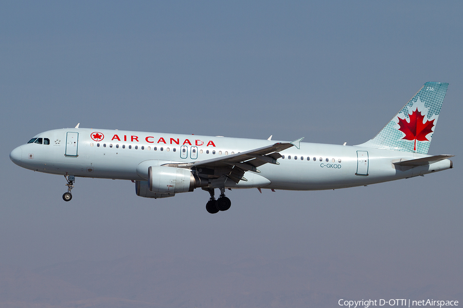 Air Canada Airbus A320-214 (C-GKOD) | Photo 341025