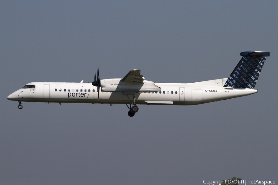 Porter Airlines Bombardier DHC-8-402Q (C-GKQA) | Photo 440577