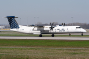 Porter Airlines Bombardier DHC-8-402Q (C-GKQH) at  Montreal - Pierre Elliott Trudeau International (Dorval), Canada