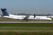 Porter Airlines Bombardier DHC-8-402Q (C-GKQI) at  Montreal - Pierre Elliott Trudeau International (Dorval), Canada