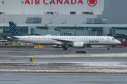 Porter Airlines Embraer ERJ-195E2 (ERJ-190-400STD) (C-GKQV) at  Toronto - Pearson International, Canada
