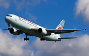 Air Canada Boeing 767-375(ER) (C-GLCA) at  London - Heathrow, United Kingdom