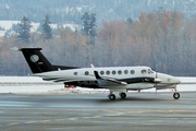 Kreos Aviation Beech King Air 350 (C-GLOX) at  Kelowna - International, Canada
