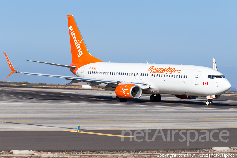 Sunwing Airlines Boeing 737-8SH (C-GLRN) | Photo 336094