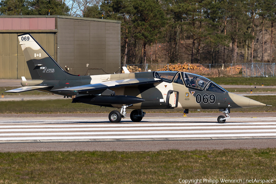 Top Aces Dassault-Dornier Alpha Jet A (C-GLTO) | Photo 379491