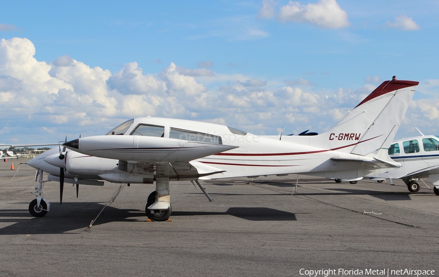 (Private) Cessna 310Q (C-GMRW) | Photo 569017