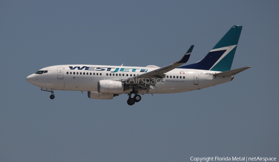 WestJet Boeing 737-7CT (C-GMWJ) | Photo 309598