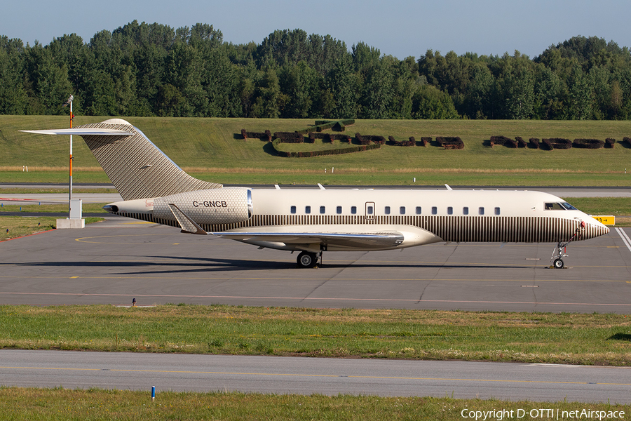 (Private) Bombardier BD-700-1A10 Global Express (C-GNCB) | Photo 250918