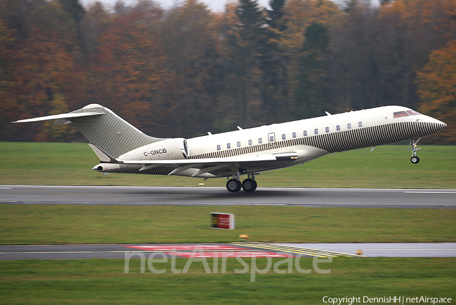 (Private) Bombardier BD-700-1A10 Global Express (C-GNCB) | Photo 480575