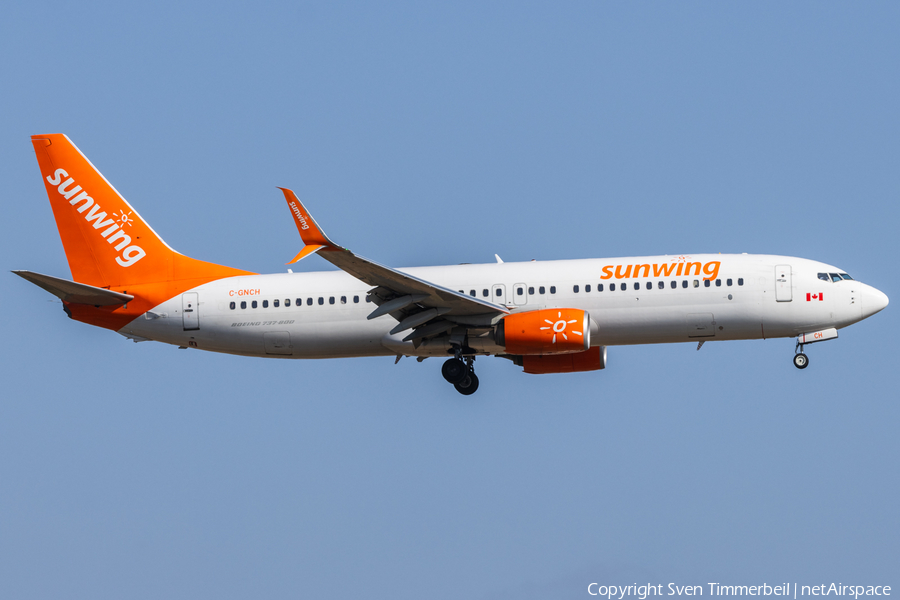 Sunwing Airlines Boeing 737-81D (C-GNCH) | Photo 583382