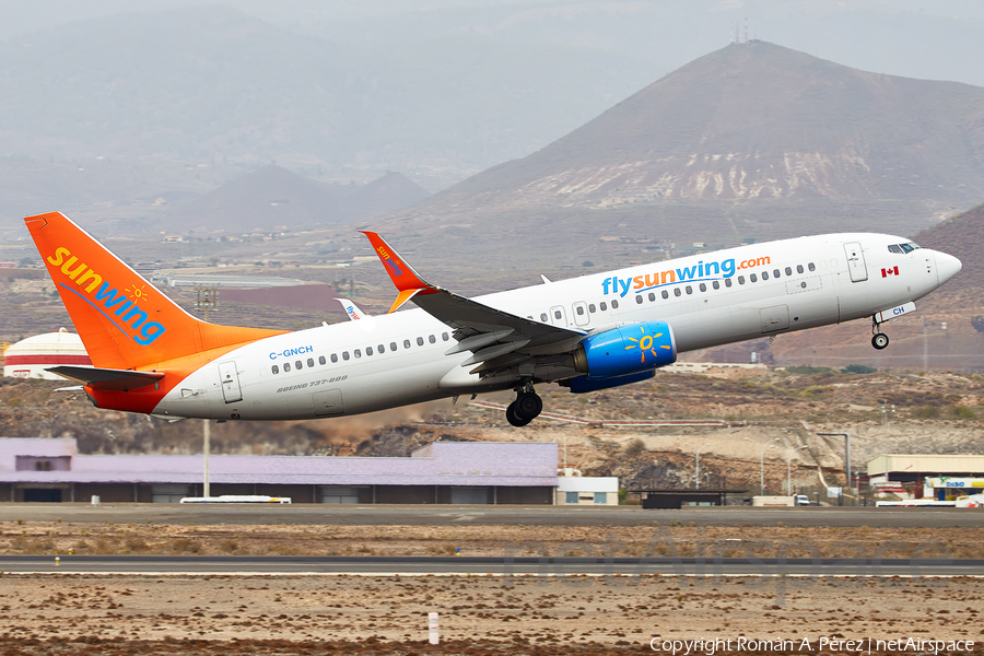 Sunwing Airlines Boeing 737-81D (C-GNCH) | Photo 277028