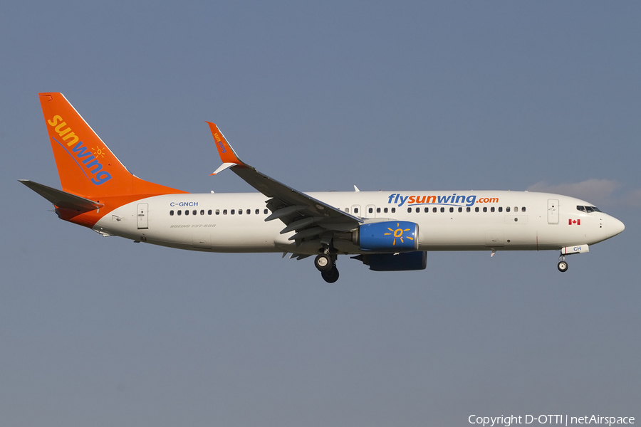 Sunwing Airlines Boeing 737-81D (C-GNCH) | Photo 440688