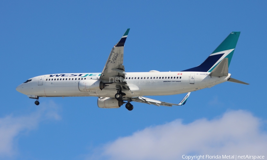 WestJet Boeing 737-8CT (C-GOCD) | Photo 606841