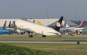 Cargojet Airways Boeing 767-316(ER)(BDSF) (C-GOCJ) at  Covington - Northern Kentucky International (Greater Cincinnati), United States