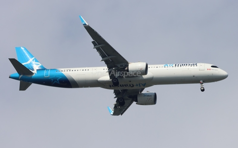 Air Transat Airbus A321-271NX (C-GOIH) at  Orlando - International (McCoy), United States