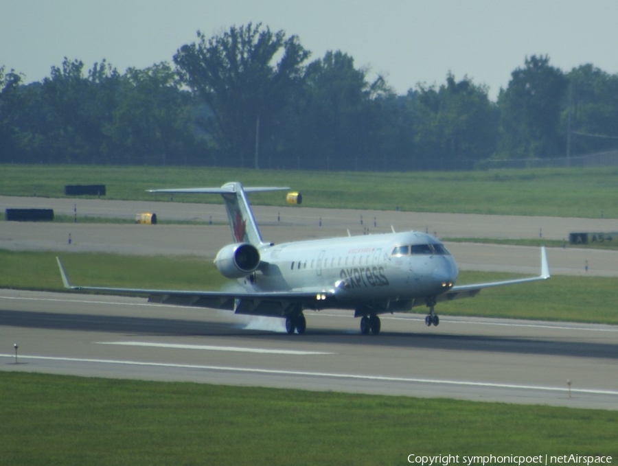 Air Canada Express (Air Georgian) Bombardier CRJ-200ER (C-GOJA) | Photo 458819