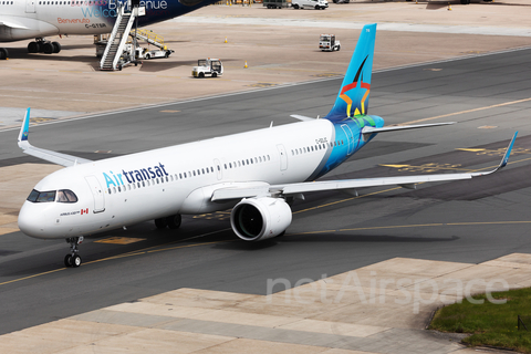 Air Transat Airbus A321-271NX (C-GOJC) at  London - Gatwick, United Kingdom