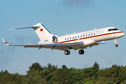 German Air Force Bombardier BD-700-1A10 Global 6000 (C-GOMN) at  Hamburg - Fuhlsbuettel (Helmut Schmidt), Germany