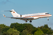 German Air Force Bombardier BD-700-1A10 Global 6000 (C-GOMN) at  Hamburg - Fuhlsbuettel (Helmut Schmidt), Germany