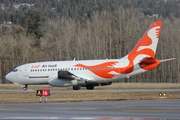 Air Inuit Boeing 737-275C(Adv) (C-GOPW) at  Kelowna - International, Canada