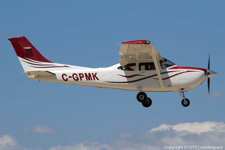 Calgary Flying Club Cessna T182T Turbo Skylane TC (C-GPMK) | Photo 660826