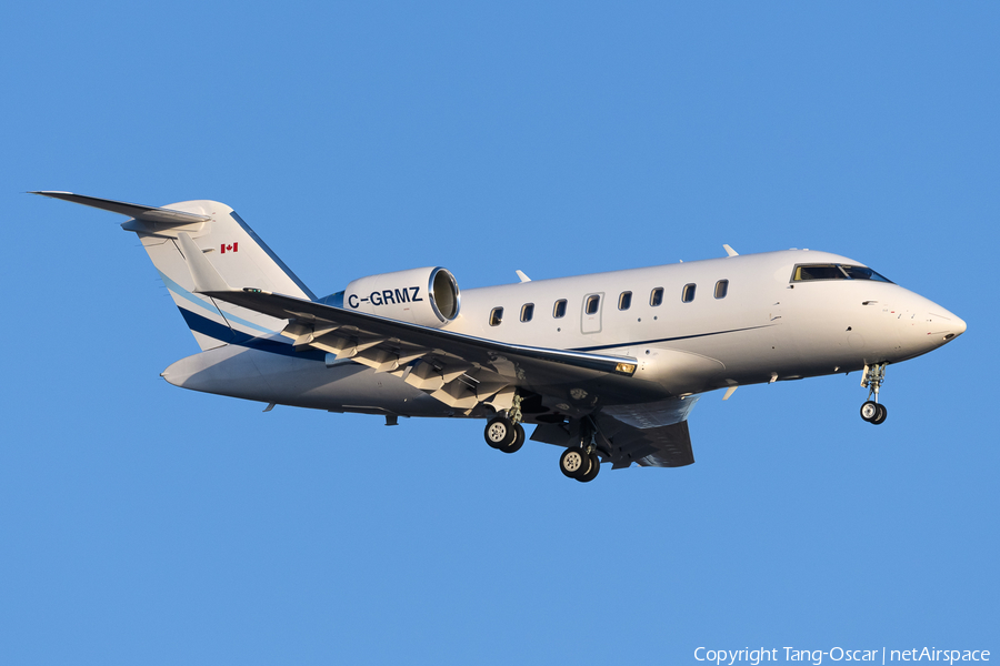 NovaJet Bombardier CL-600-2B16 Challenger 605 (C-GRMZ) | Photo 622506