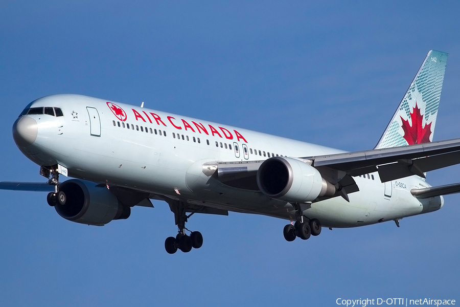 Air Canada Boeing 767-375(ER) (C-GSCA) | Photo 400219