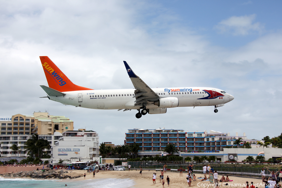 Sunwing Airlines Boeing 737-8FH (C-GTVF) | Photo 4364