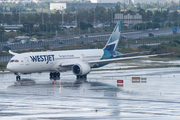 WestJet Boeing 787-9 Dreamliner (C-GUDH) at  Barcelona - El Prat, Spain