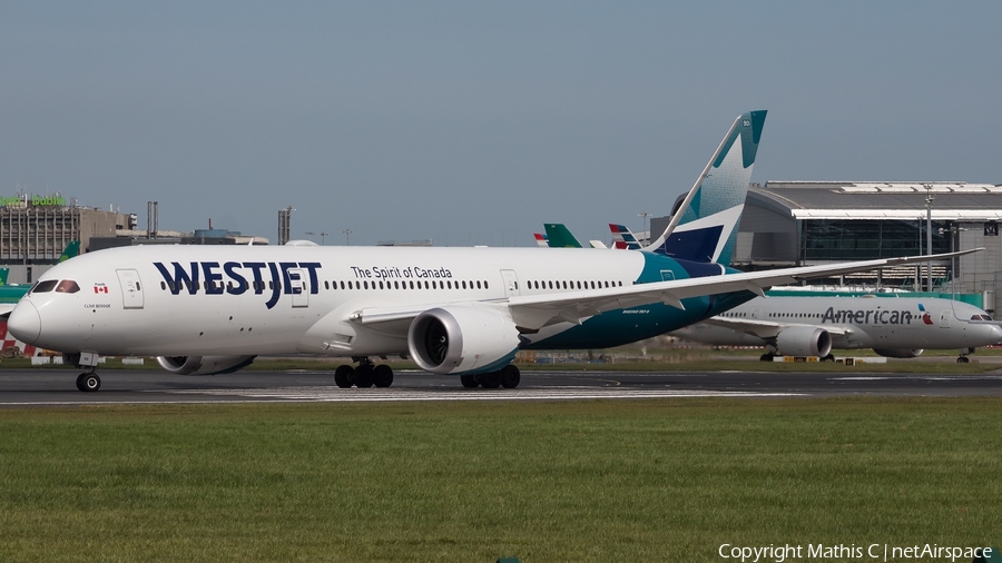 WestJet Boeing 787-9 Dreamliner (C-GUDH) | Photo 428132