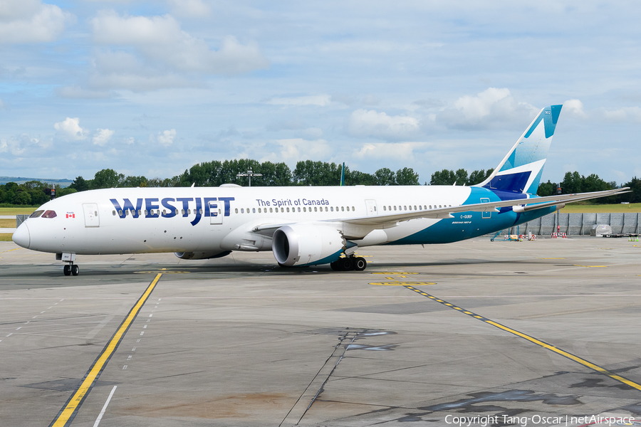 WestJet Boeing 787-9 Dreamliner (C-GURP) | Photo 517731