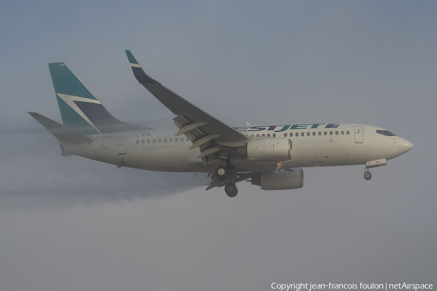 WestJet Boeing 737-7CT (C-GUWJ) | Photo 264856