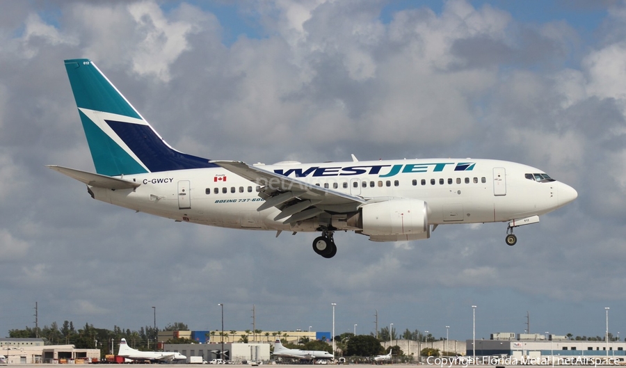 WestJet Boeing 737-6CT (C-GWCY) | Photo 299172