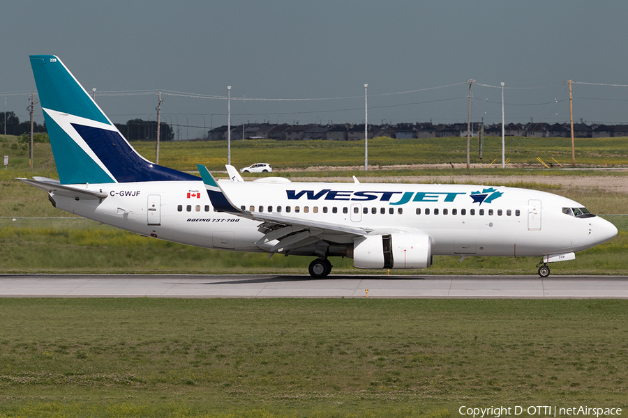 WestJet Boeing 737-7CT (C-GWJF) | Photo 175730