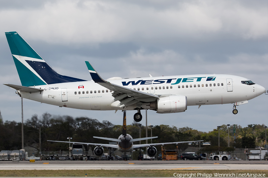 WestJet Boeing 737-7CT (C-GWJO) | Photo 241460