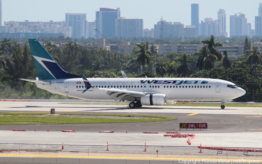 WestJet Boeing 737-8CT (C-GWRG) | Photo 569457
