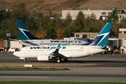 WestJet Boeing 737-76N (C-GWSE) at  Kelowna - International, Canada