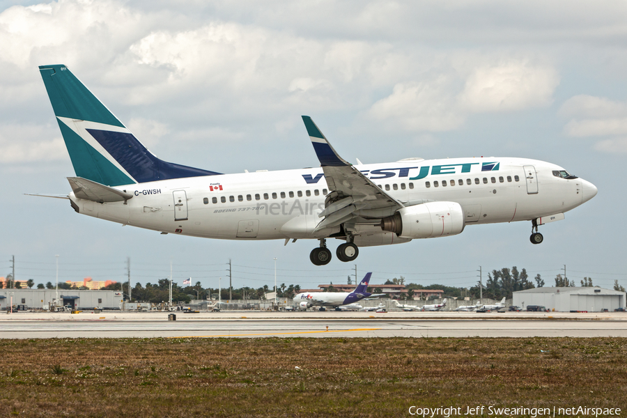 WestJet Boeing 737-76N (C-GWSH) | Photo 38327